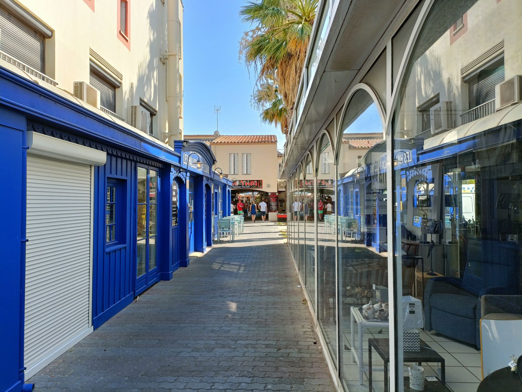 Agence immobilière commerciale équipe à Drancy